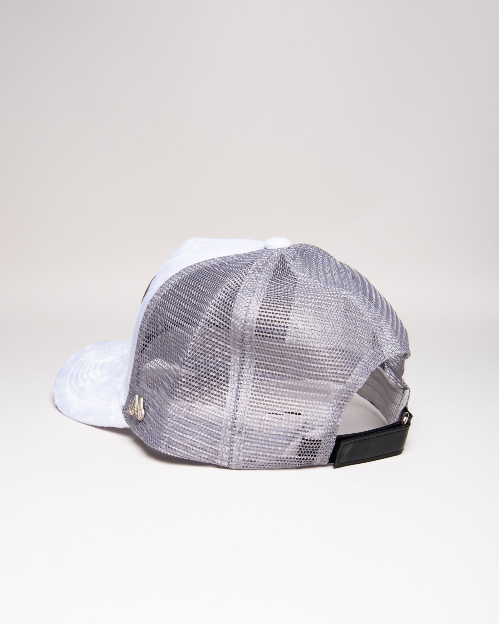 MAGGIORE Limited Edition Racing White - MAGGIORE