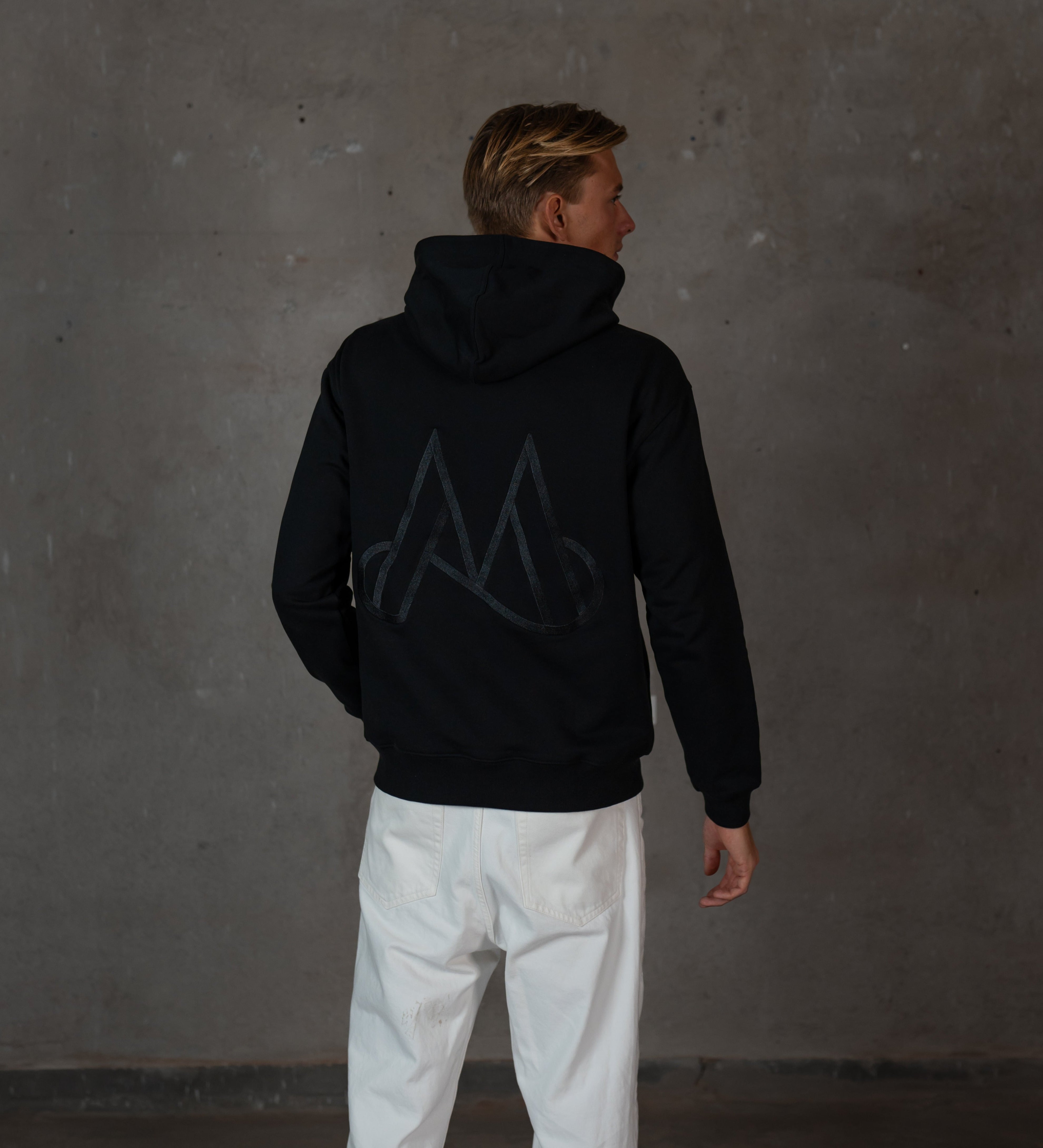 The M Hoodie - BLACK - MAGGIORE